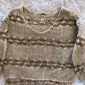 Free People ‘super soft’women’s crop sweater